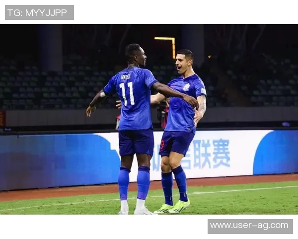 勒沃库森与马赛争夺里奥阿维前锋安德烈路易斯的转会机会